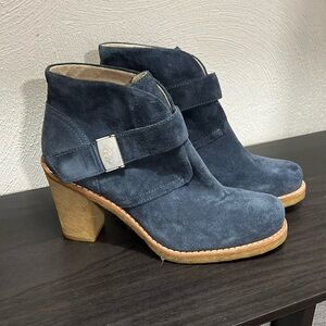 UGG • heeled booties • size 8.5